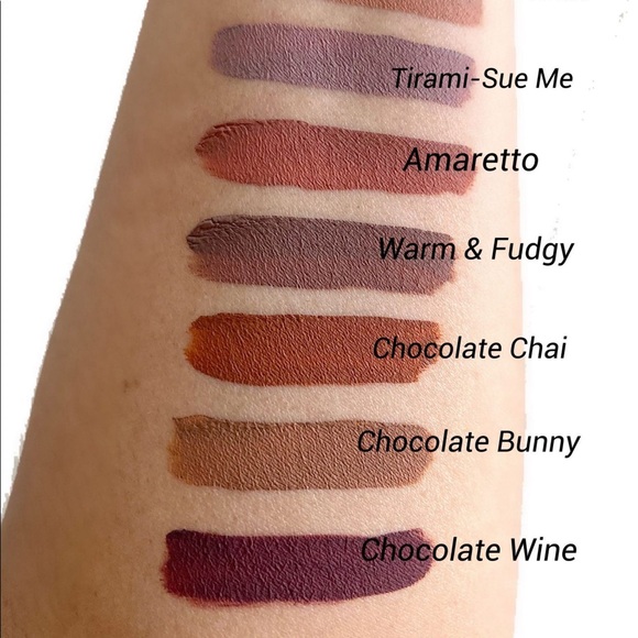 ⭐️HP⭐️ Too Faced Melted Chocolate Liquid Matte Eyeshadow - Picture 4 of 4